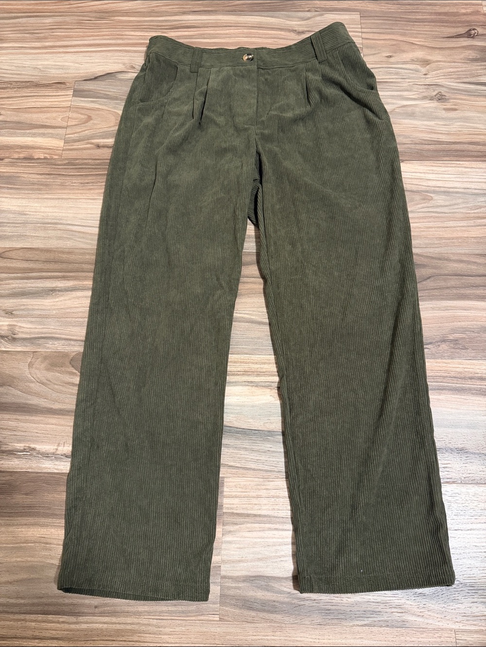 Halara Mid Rise Zipper Pocket Corduroy Casual Pants Women’s L Hazel Green NWT